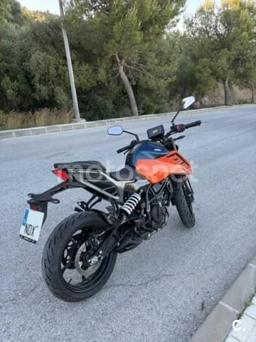 KTM 125 – Vista 5