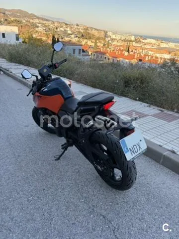 KTM 125 – Vista 6