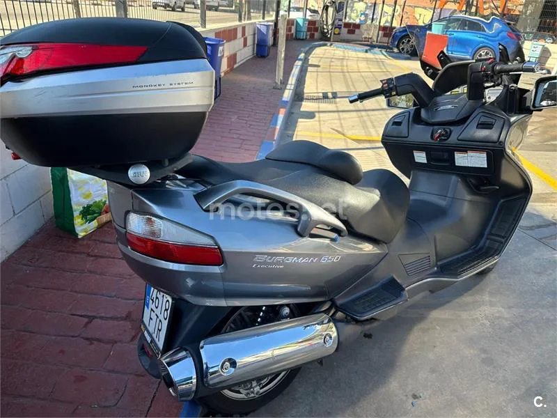 Suzuki Burgman 650 Executive – Vista 3