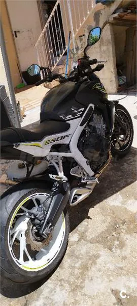 Honda CB 650 F – Vista 4