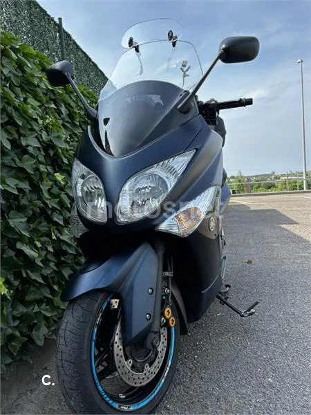 Yamaha TMAX 500 – Vista 8