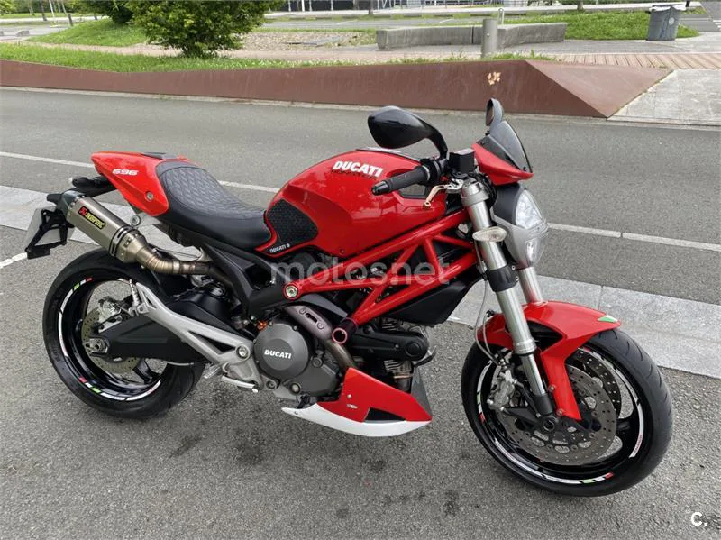 Ducati Monster 696 – Vista 2