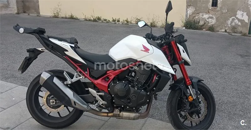Honda CB 750 Hornet – Vista 3