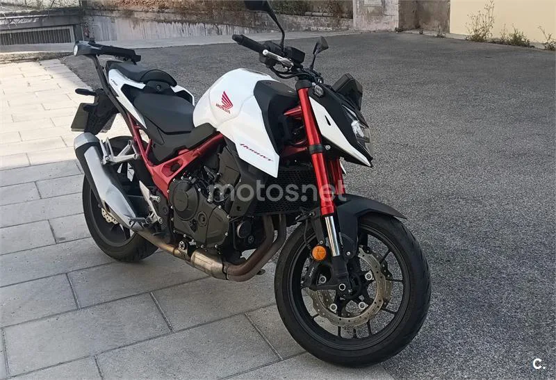 Honda CB 750 Hornet – Vista 6
