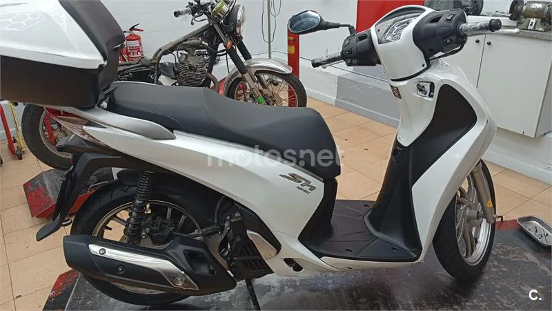 Honda SH 125i – Vista 2