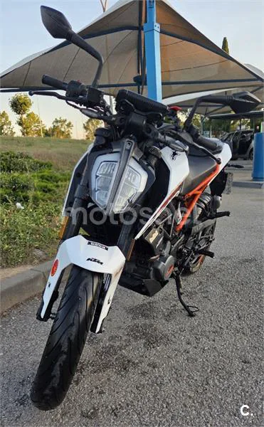 KTM 125 – Vista 3