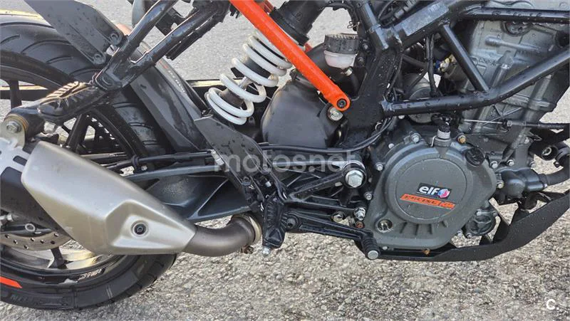 KTM 125 – Vista 9