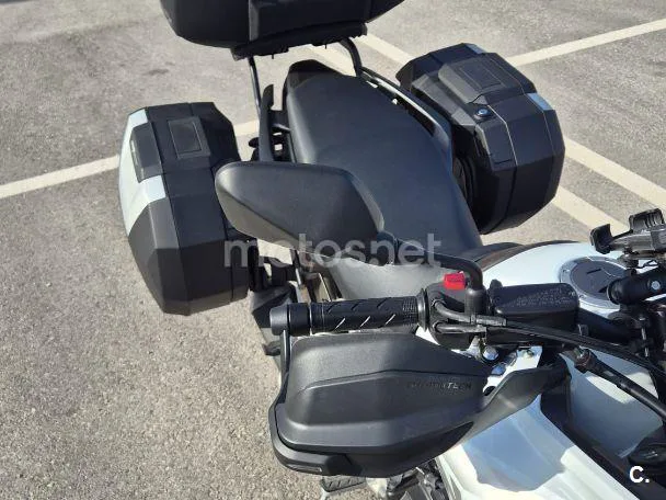 Honda NX 500 – Vista 10