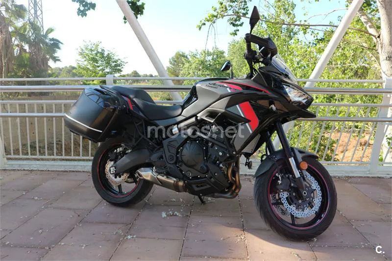 Kawasaki Versys – Vista 4
