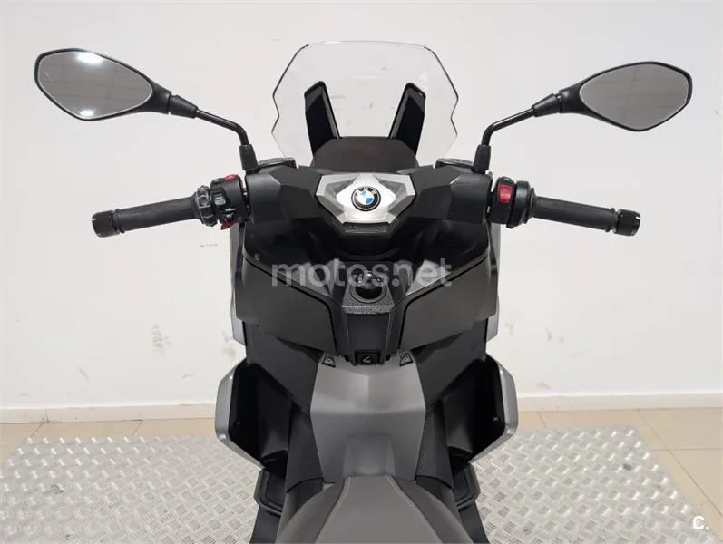 BMW C 400 X – Vista 15