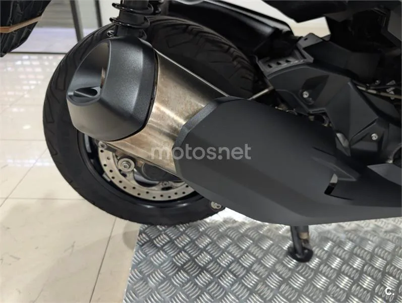 BMW C 400 X – Vista 24