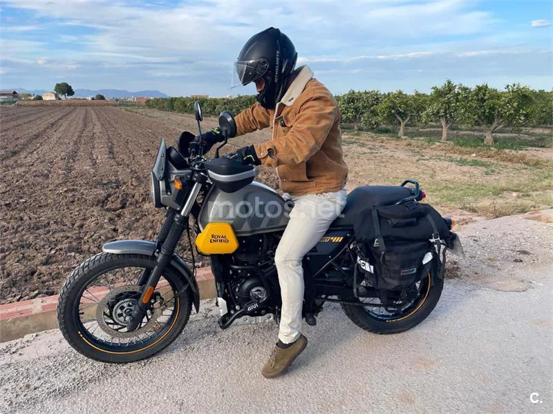 Royal Enfield Scram 411 – Vista 4