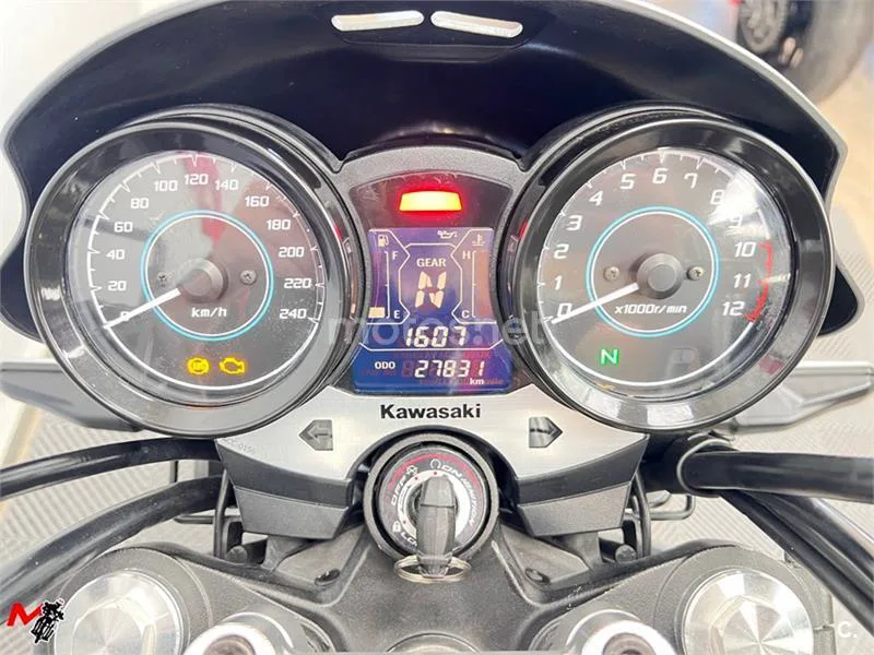 Kawasaki Z650 – Vista 8