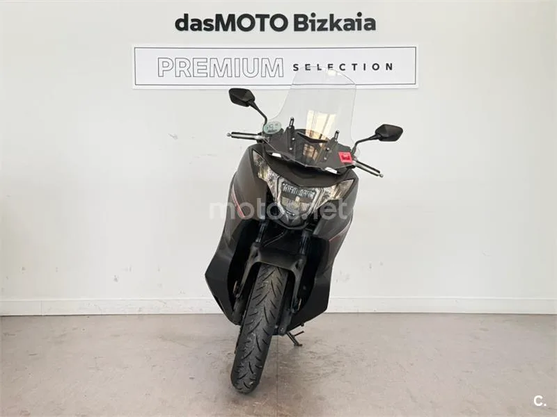 Honda Integra 750 S – Vista 3