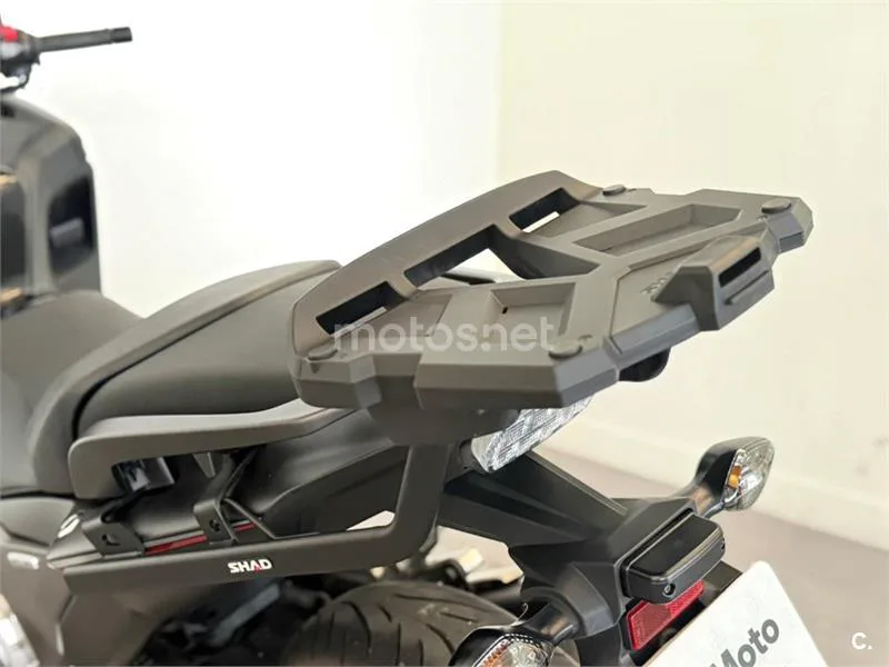 Honda Integra 750 S – Vista 9