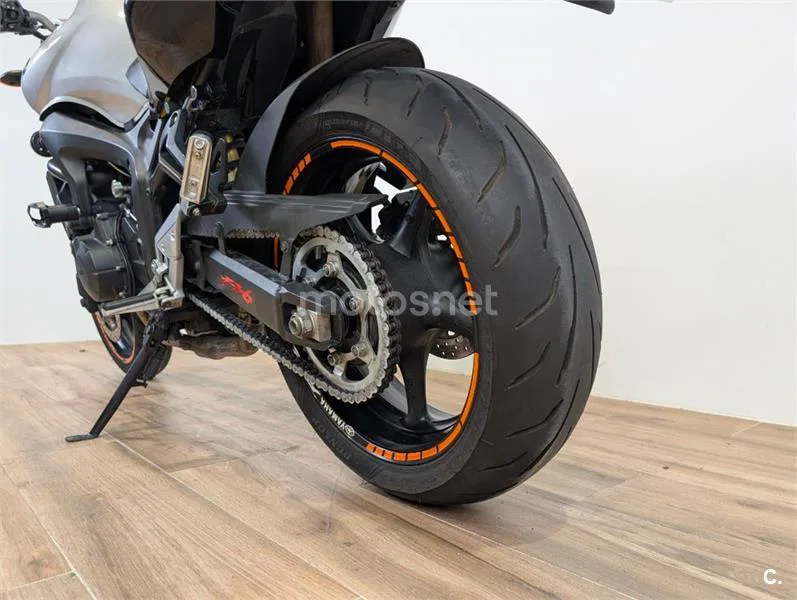 Yamaha FZ6 S2 – Vista 10