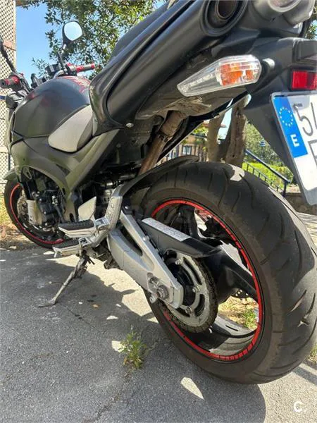 Suzuki GSR 600 – Vista 4