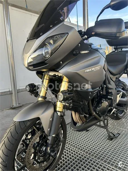Triumph Tiger 1050 – Vista 2