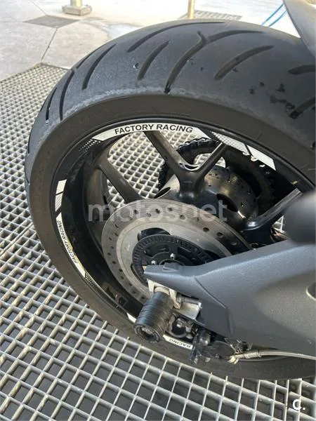 Triumph Tiger 1050 – Vista 16