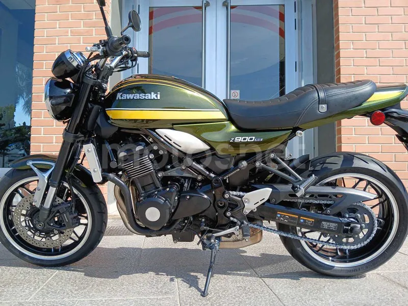 Kawasaki Z900RS - Vista 12