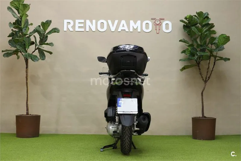 Honda SH 125i – Vista 3