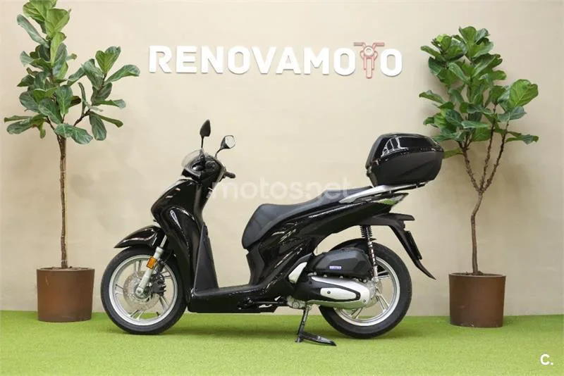 Honda SH 125i – Vista 4
