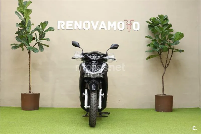 Honda SH 125i – Vista 5