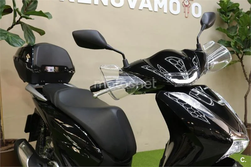 Honda SH 125i – Vista 9
