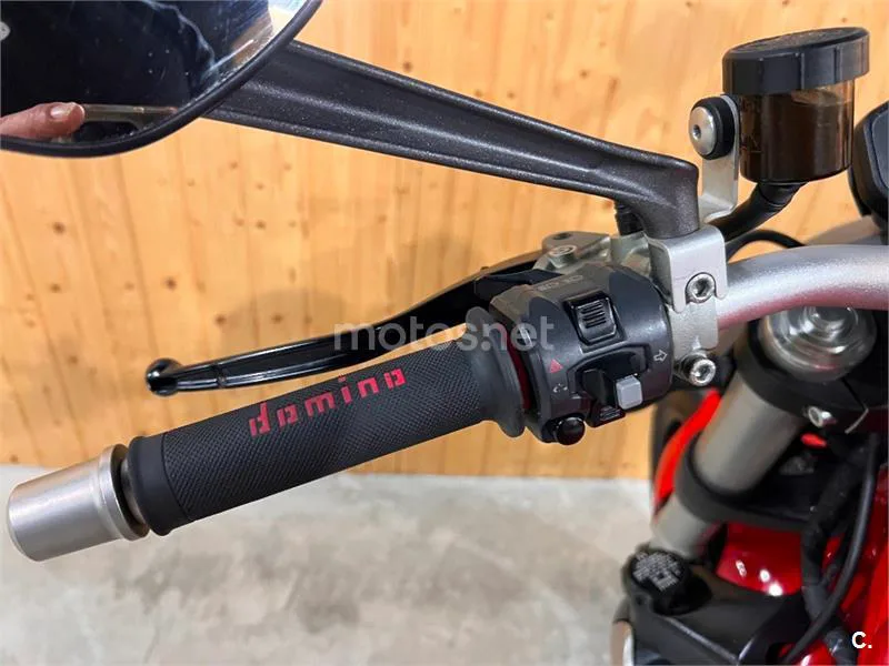 Ducati Monster 1200 – Vista 17