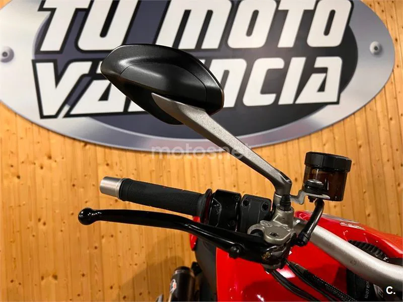 Ducati Monster 1200 – Vista 26