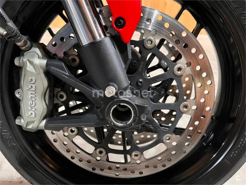 Ducati Monster 1200 – Vista 34