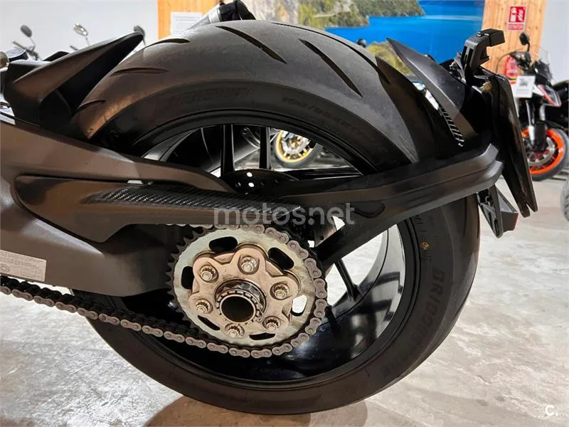 Ducati Monster 1200 – Vista 61