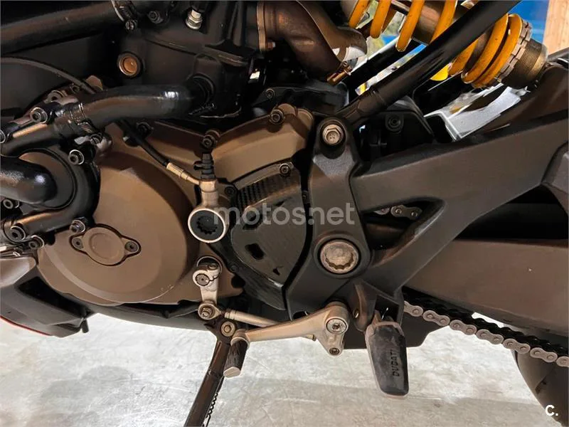 Ducati Monster 1200 – Vista 65