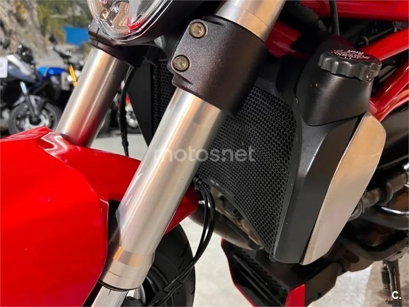 Ducati Monster 1200 – Vista 73