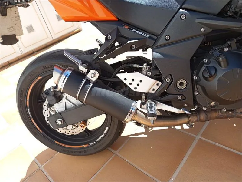 Kawasaki Z750 - Vista 6