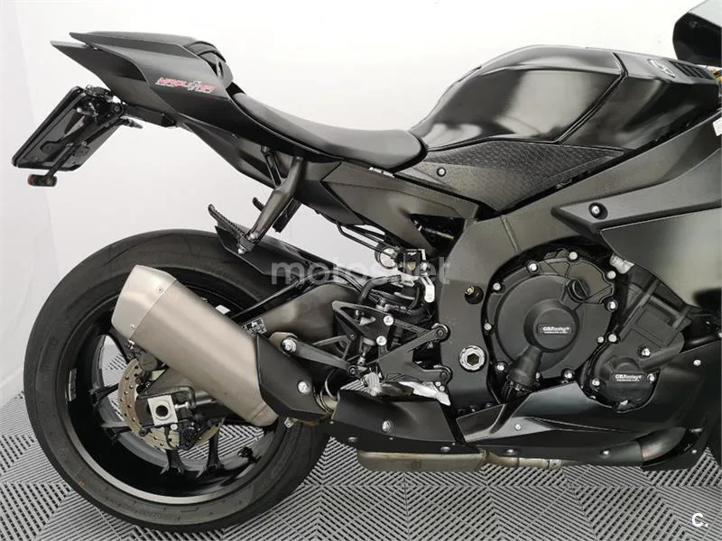 Yamaha R1 – Vista 5