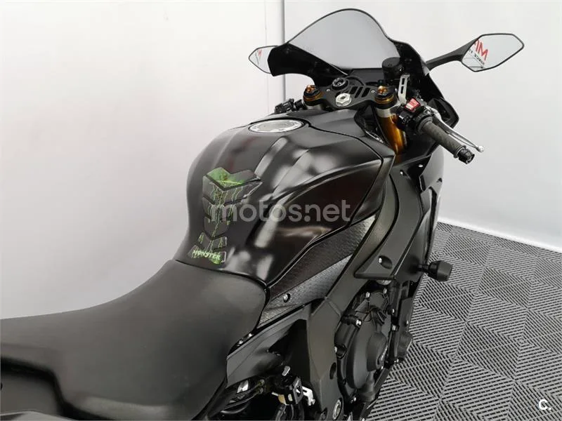 Yamaha R1 – Vista 7