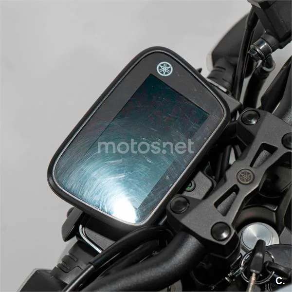 Yamaha MT-125 – Vista 7