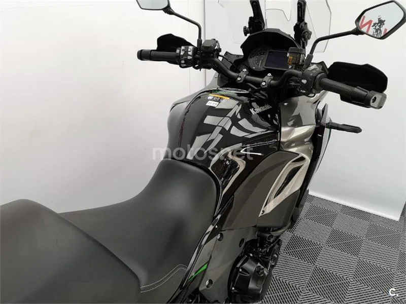 Kawasaki Versys 1100 – Vista 7