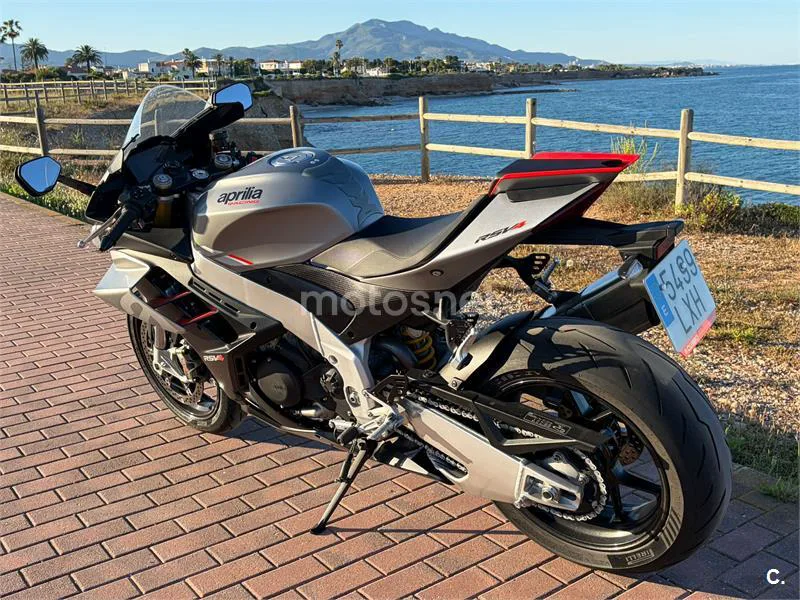 Aprilia RSV4 Factory – Vista 3