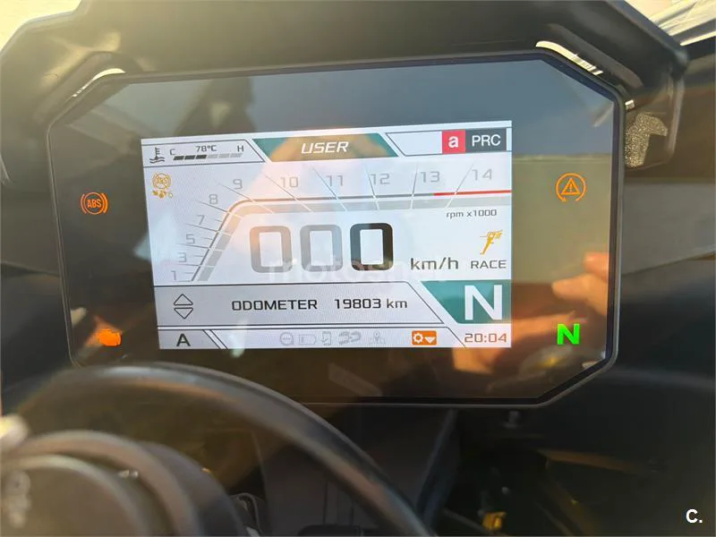 Aprilia RSV4 Factory – Vista 5