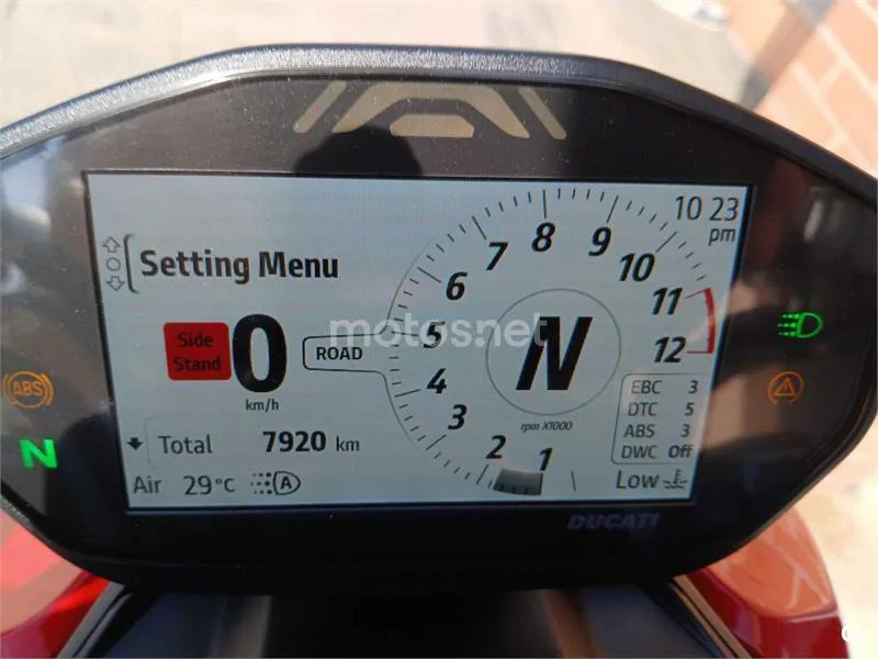 Ducati Streetfighter V2 – Vista 9