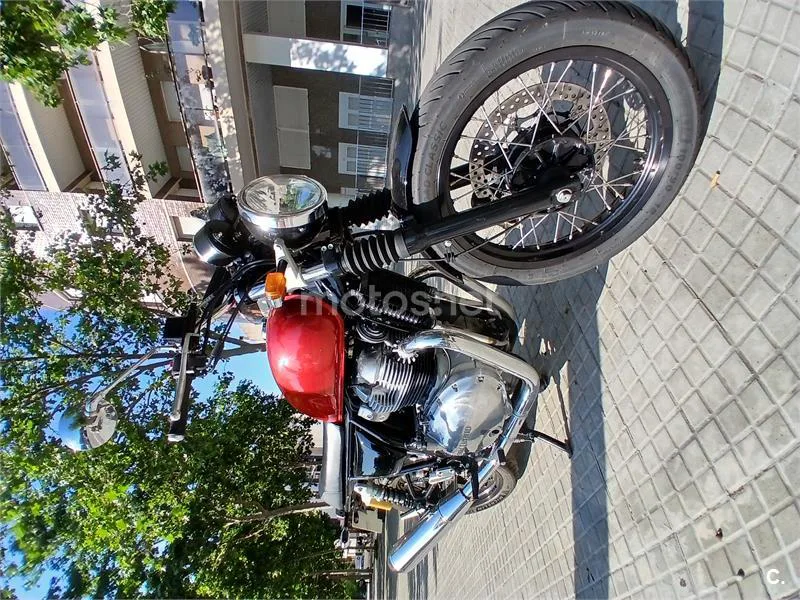 Royal Enfield Interceptor 650 – Vista 2