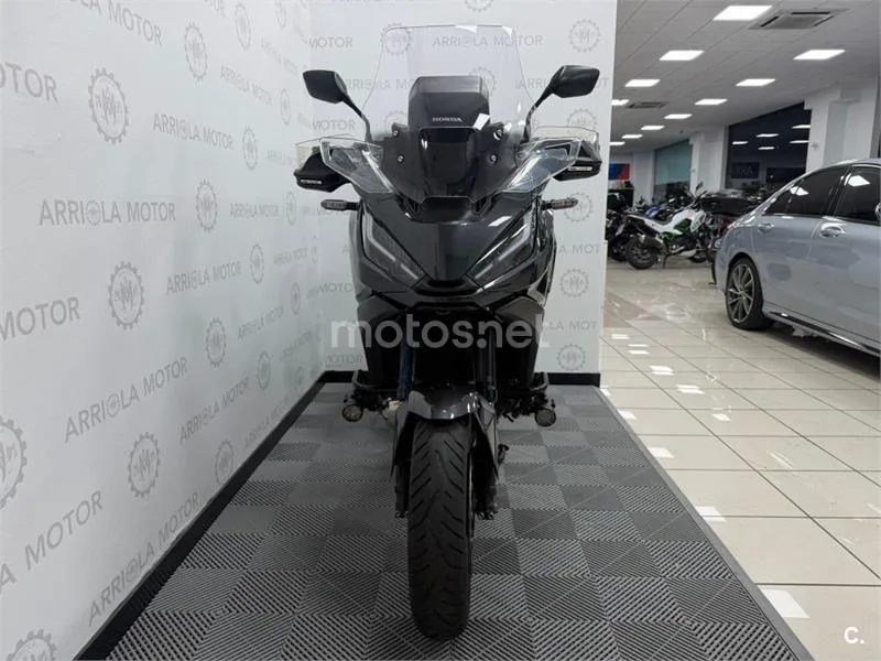 Honda NT1100 – Vista 4