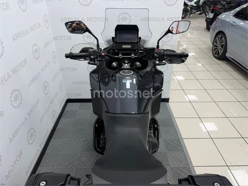 Honda NT1100 – Vista 8