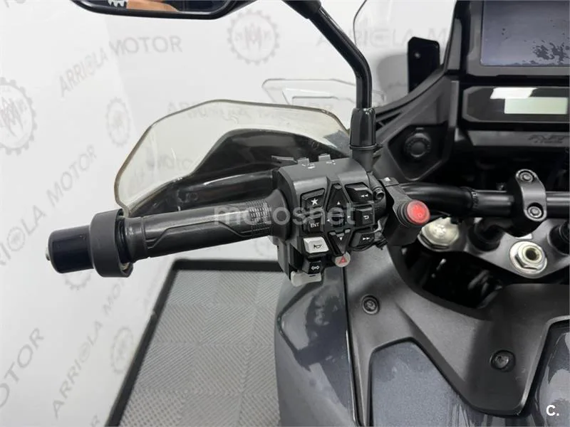 Honda NT1100 – Vista 10