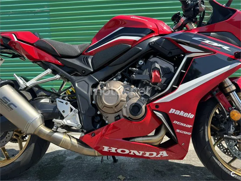 Honda CBR 650 R – Vista 14
