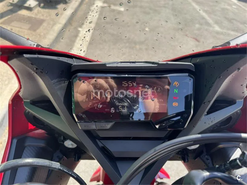 Honda CBR 650 R – Vista 8