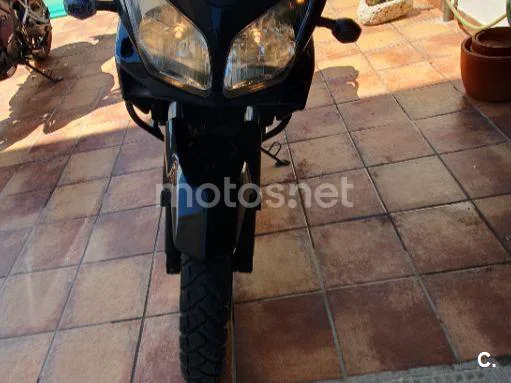 Suzuki V-Strom 650 - Vista 4