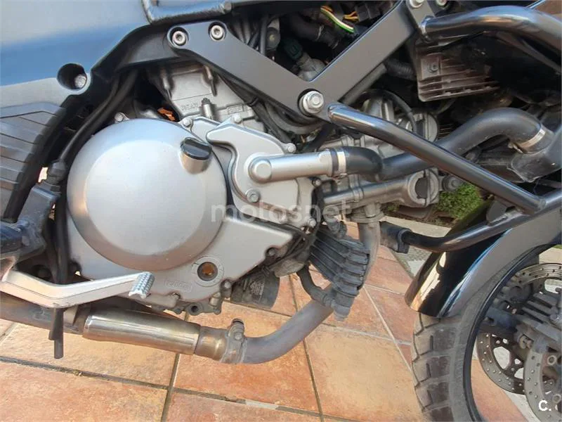 Suzuki V-Strom 650 - Vista 7